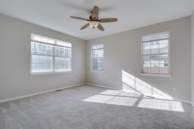 Builiding view twenty eight for 29581 Trail Creek, New Boston, MI. 48164