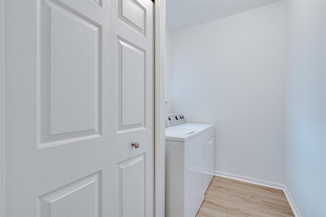 Builiding view twenty one for 29581 Trail Creek, New Boston, MI. 48164