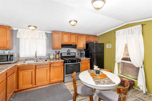 Builiding view seven for 1800 Main, Lowell, MI. 49331