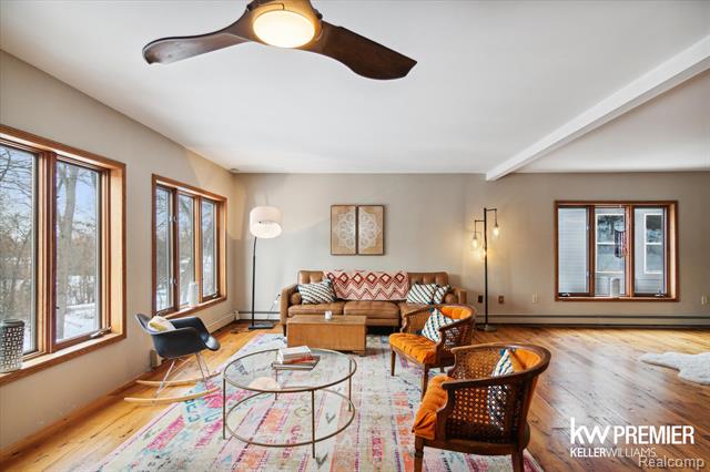 Builiding view five for 897 Annie Lang, Milford, MI. 48381