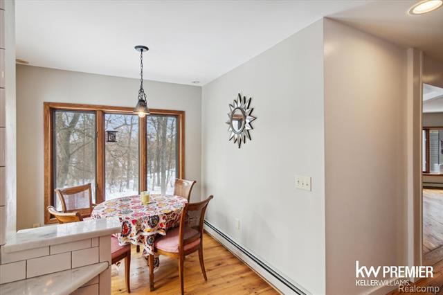 Builiding view fourteen for 897 Annie Lang, Milford, MI. 48381