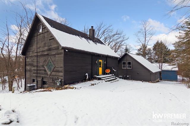 Builiding view one for 897 Annie Lang, Milford, MI. 48381