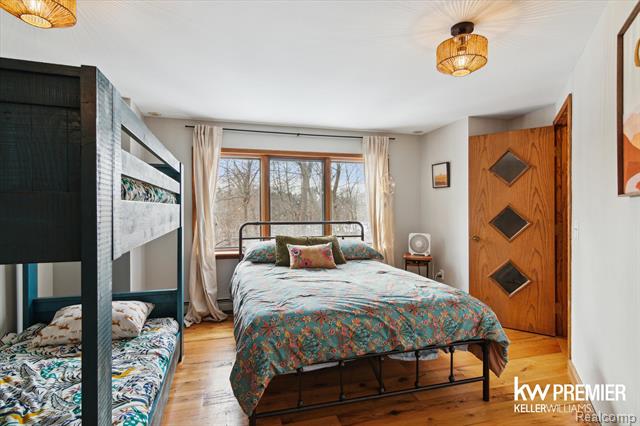 Builiding view twenty seven for 897 Annie Lang, Milford, MI. 48381