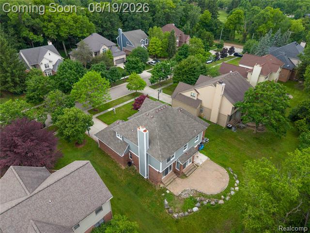 Builiding view forty six for 7386 Woodlore, West Bloomfield, MI. 48323