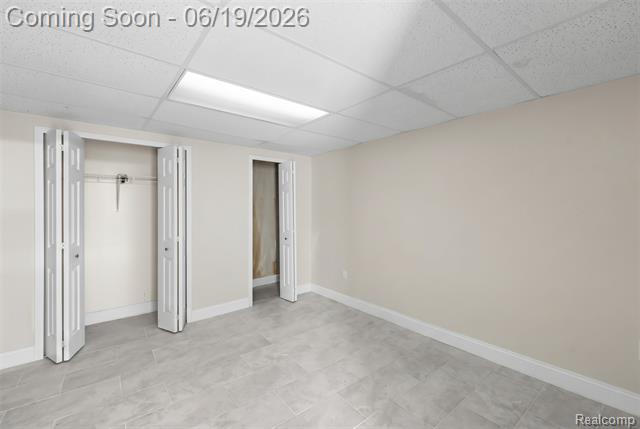 Builiding view thirty two for 7386 Woodlore, West Bloomfield, MI. 48323