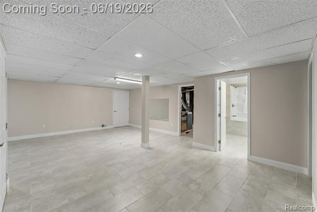 Builiding view thirty for 7386 Woodlore, West Bloomfield, MI. 48323