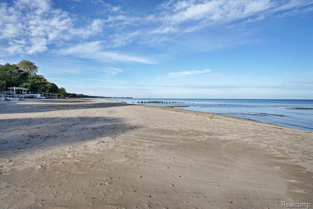 Builiding view four for 7761 Port Austin, Pigeon, MI. 48755