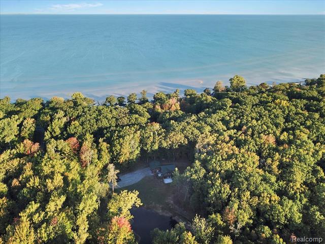 Builiding view one for 7761 Port Austin, Pigeon, MI. 48755