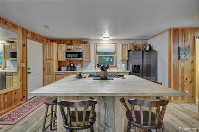 Builiding view six for 7761 Port Austin, Pigeon, MI. 48755