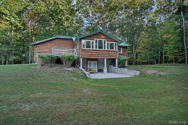 Builiding view two for 7761 Port Austin, Pigeon, MI. 48755