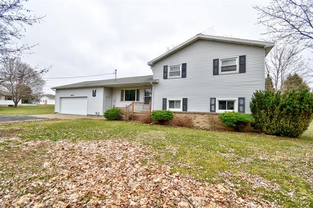 front view for 8791 Phelps, Vestaburg, Mi. 48891