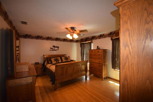 Builiding view forty nine for 47944 County Road 673, Lawrence, MI. 49064