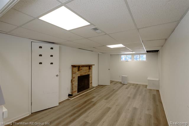 Builiding view thirty three for 329 7Th, Monroe, MI. 48161