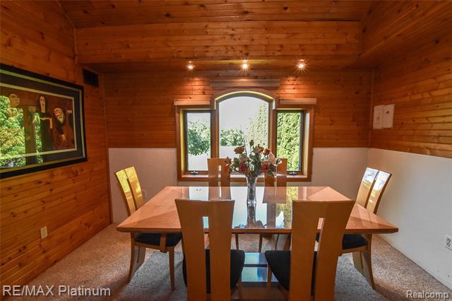 Builiding view thirty six for 5160 Fenton, Fenton, MI. 48430