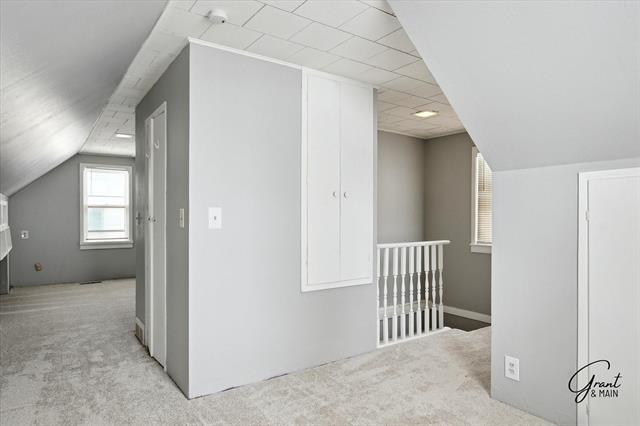 Builiding view twelve for 18724 Greenview, Detroit, MI. 48219