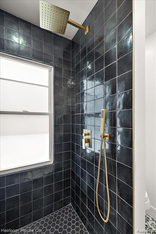 Builiding view forty eight for 3240 Lawrence, Detroit, MI. 48206