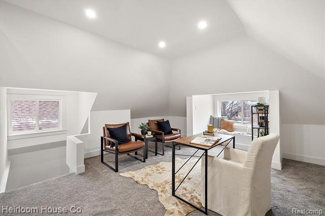 Builiding view forty nine for 3240 Lawrence, Detroit, MI. 48206