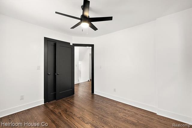 Builiding view forty two for 3240 Lawrence, Detroit, MI. 48206