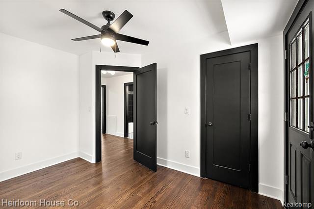 Builiding view seventy for 3240 Lawrence, Detroit, MI. 48206