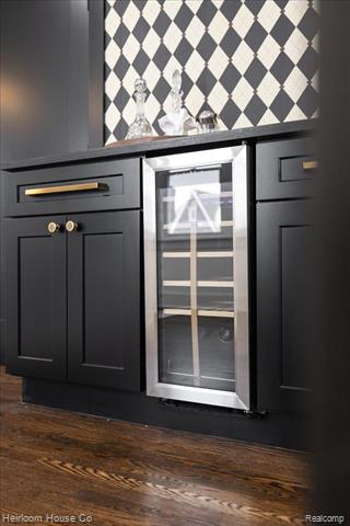 Builiding view twenty five for 3240 Lawrence, Detroit, MI. 48206