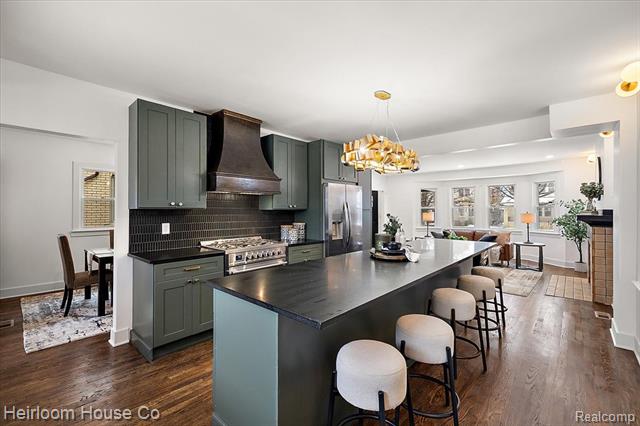 Builiding view two for 3240 Lawrence, Detroit, MI. 48206