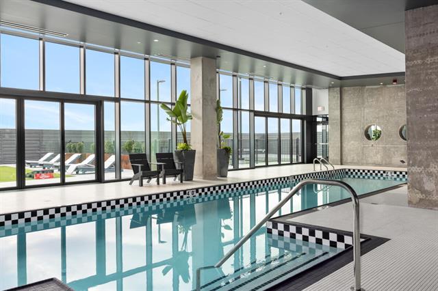 Builiding view thirty two for 144 Oakes, Grand Rapids, MI. 49503