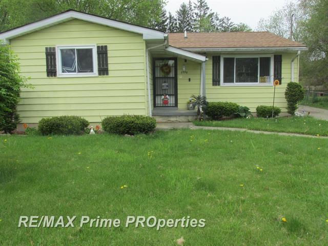 front view for 2376 Alpine, Saginaw, Mi. 48601
