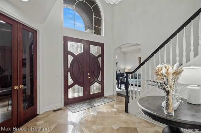 Builiding view six for 3325 Timberlake, Walled Lake, MI. 48390