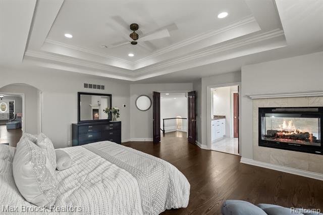 Builiding view thirty nine for 3325 Timberlake, Walled Lake, MI. 48390