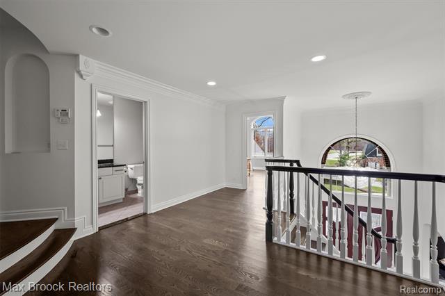 Builiding view thirty seven for 3325 Timberlake, Walled Lake, MI. 48390