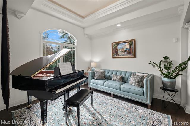 Builiding view twenty nine for 3325 Timberlake, Walled Lake, MI. 48390