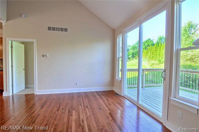 Builiding view seven for 187 Summit View, Milford, MI. 48381