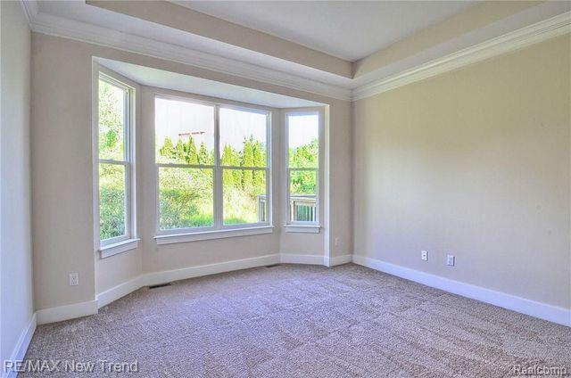 Builiding view ten for 187 Summit View, Milford, MI. 48381