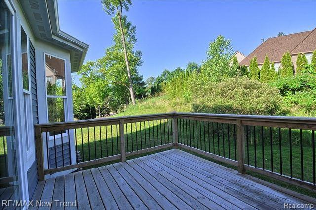 Builiding view twenty five for 187 Summit View, Milford, MI. 48381