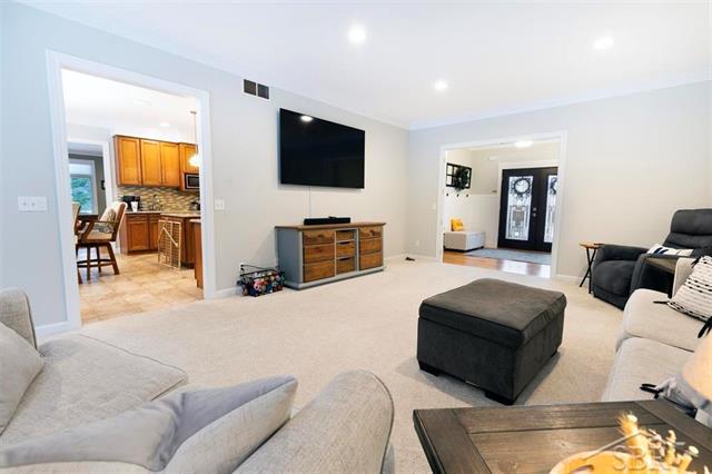 Builiding view eight for 3017 Orchard, Midland, MI. 48640