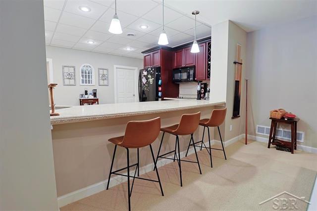 Builiding view forty for 3017 Orchard, Midland, MI. 48640