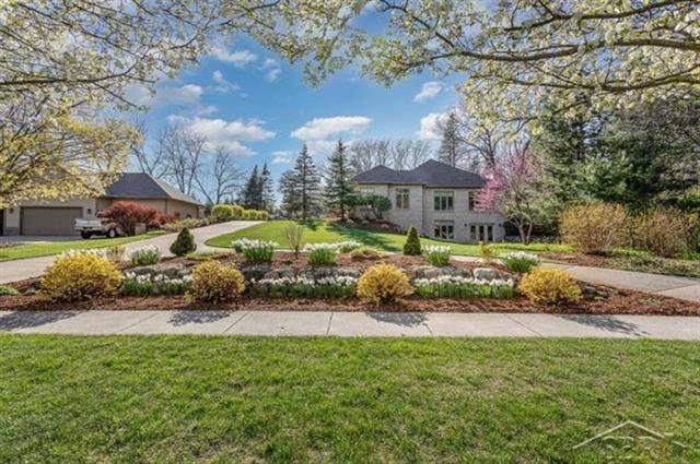 Builiding view one for 3017 Orchard, Midland, MI. 48640