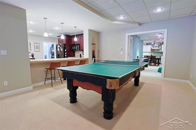 Builiding view thirty eight for 3017 Orchard, Midland, MI. 48640