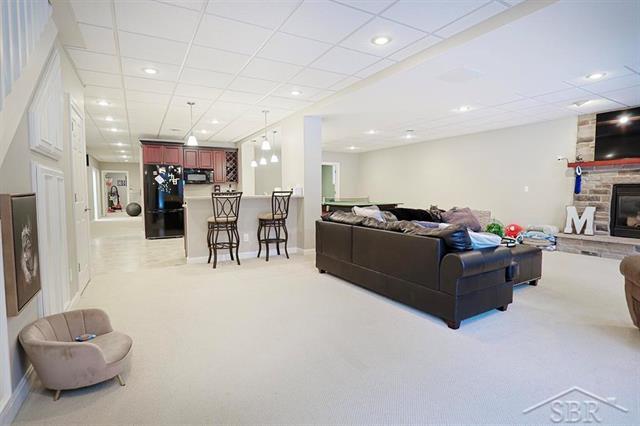 Builiding view thirty five for 3017 Orchard, Midland, MI. 48640