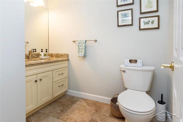 Builiding view thirty two for 3017 Orchard, Midland, MI. 48640