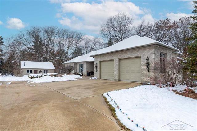 Builiding view three for 3017 Orchard, Midland, MI. 48640