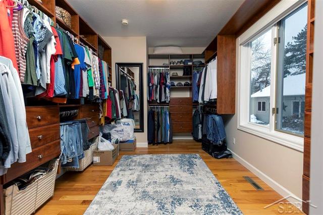 Builiding view twenty nine for 3017 Orchard, Midland, MI. 48640