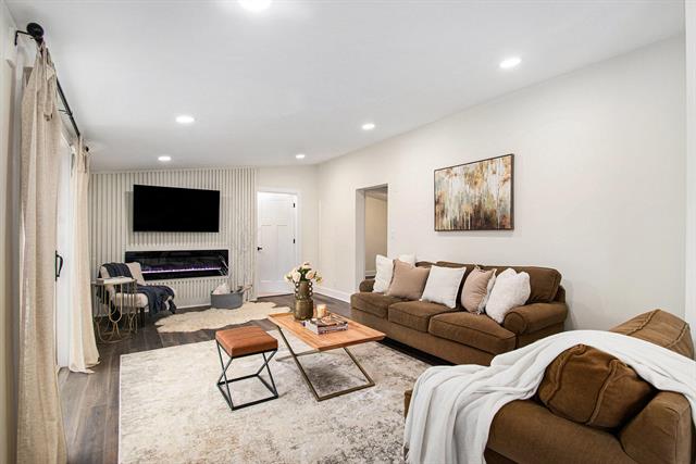 Builiding view three for 8460 Warren Woods, Three Oaks, MI. 49128