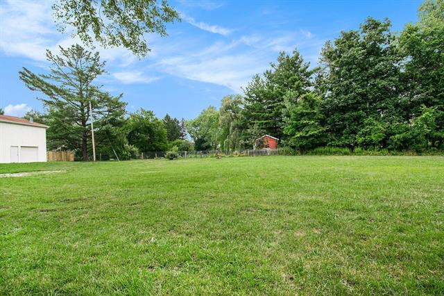 Builiding view twenty two for 8460 Warren Woods, Three Oaks, MI. 49128