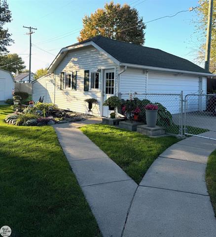 Builiding view fifty one for 138 3Rd, Marine City, MI. 48039