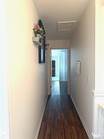 Builiding view twenty seven for 138 3Rd, Marine City, MI. 48039