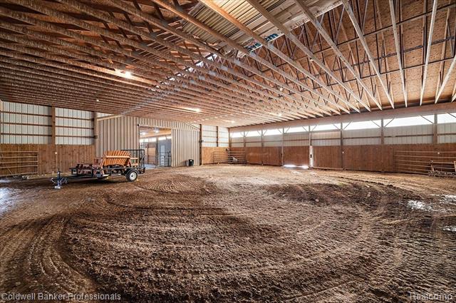 Builiding view forty nine for 8661 Turner, Imlay City, MI. 48444