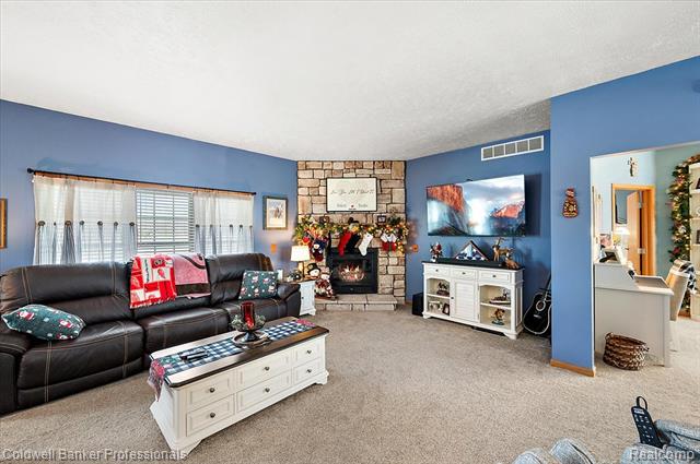 Builiding view seven for 8661 Turner, Imlay City, MI. 48444