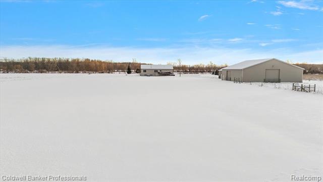 Builiding view seventy four for 8661 Turner, Imlay City, MI. 48444