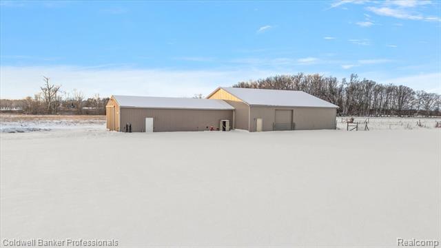 Builiding view seventy seven for 8661 Turner, Imlay City, MI. 48444